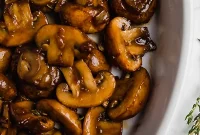 Garlic Balsamic Glazed Mushrooms