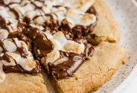 S’mores Pizza: Gluten-Free Indulgence