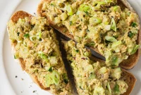 Effortless Salmon Avocado Bliss
