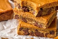 Spiced Gluten Free Pumpkin Chocolate Chip Cookie Bars