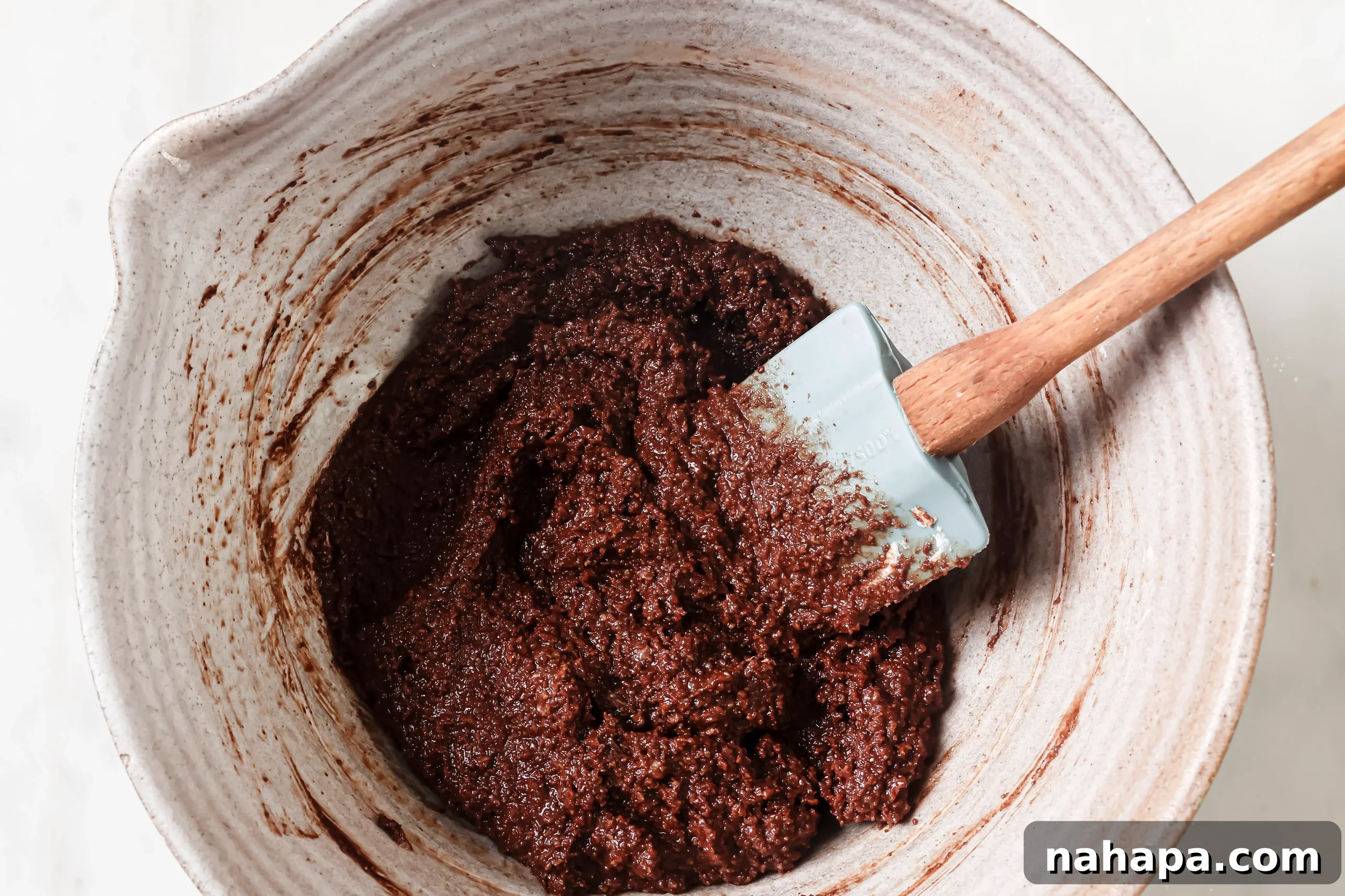 Smooth brownie batter forming
