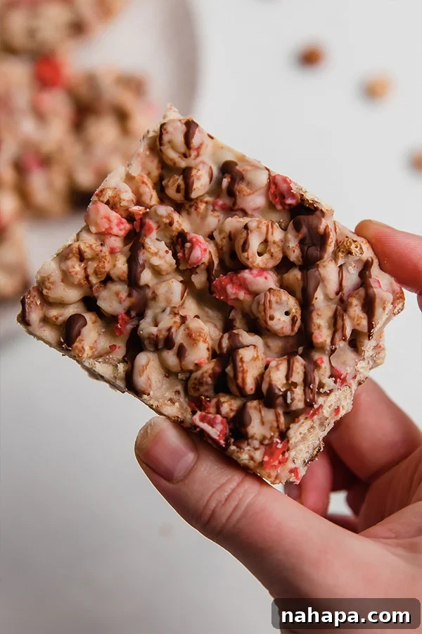 Paleo Strawberry Cacao Cereal Bars