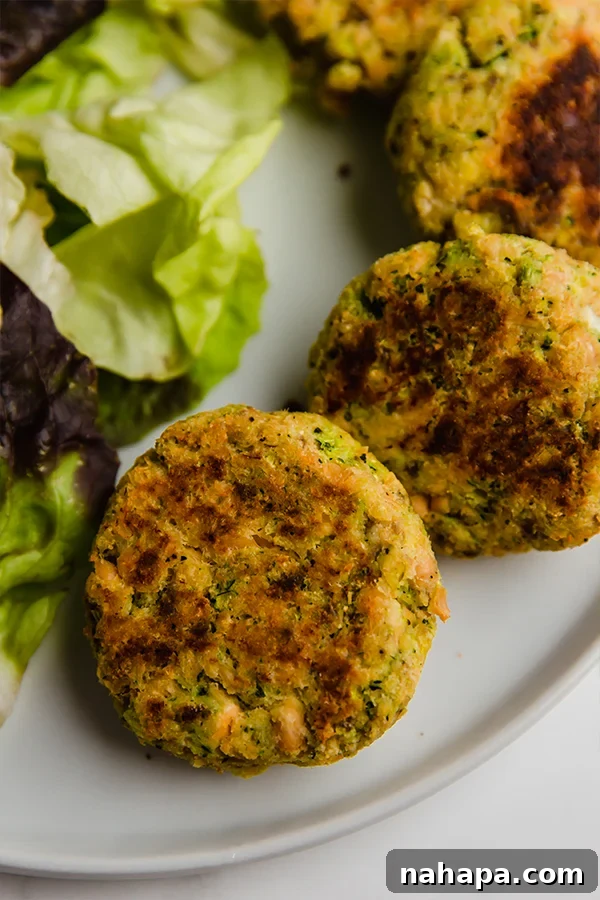 Final plated salmon cakes