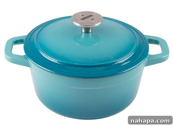Festive Kitchen Essentials Gift Guide 6 Cast Iron Skillet Cooking